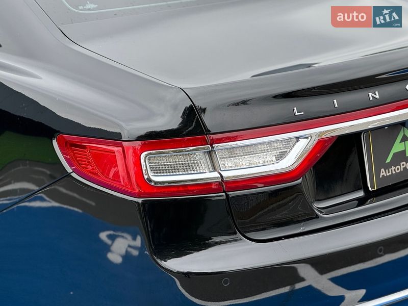 Седан Lincoln Continental 2016 в Києві