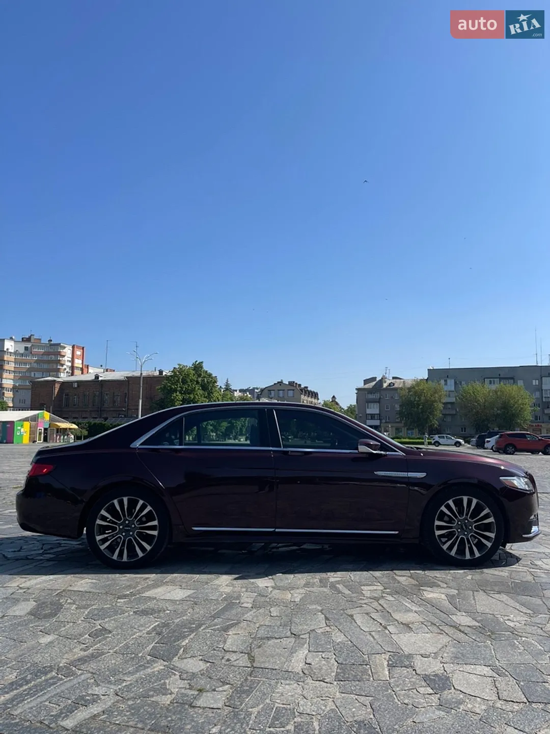 2017 Lincoln Continental - мініатюра 4