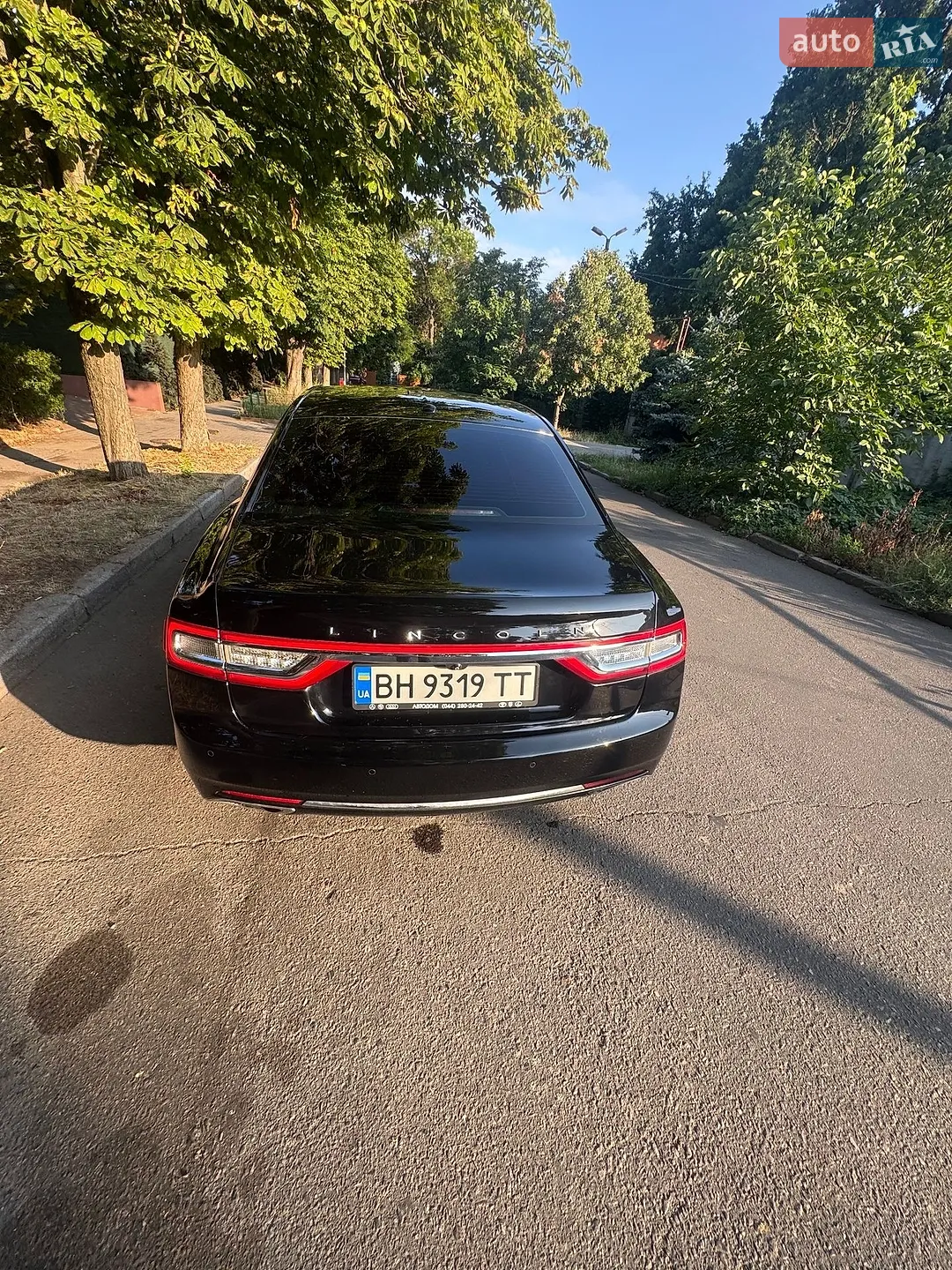 2017 Lincoln Continental - мініатюра 11