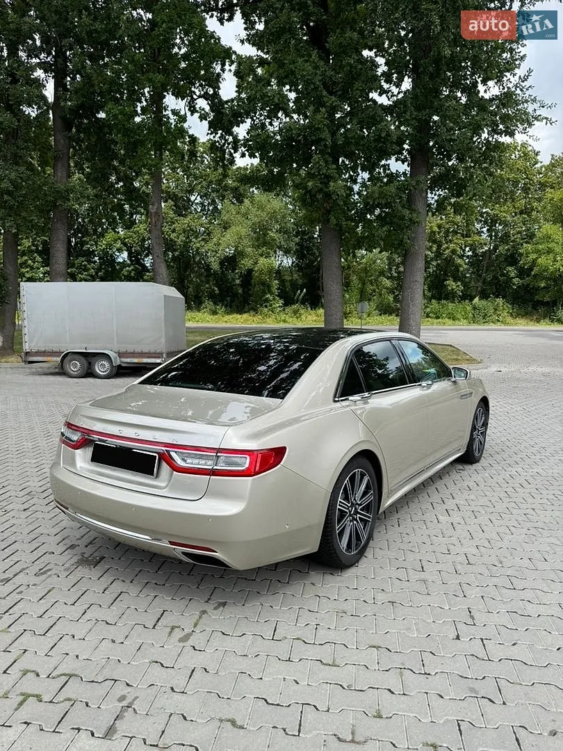 2017 Lincoln Continental - мініатюра 2