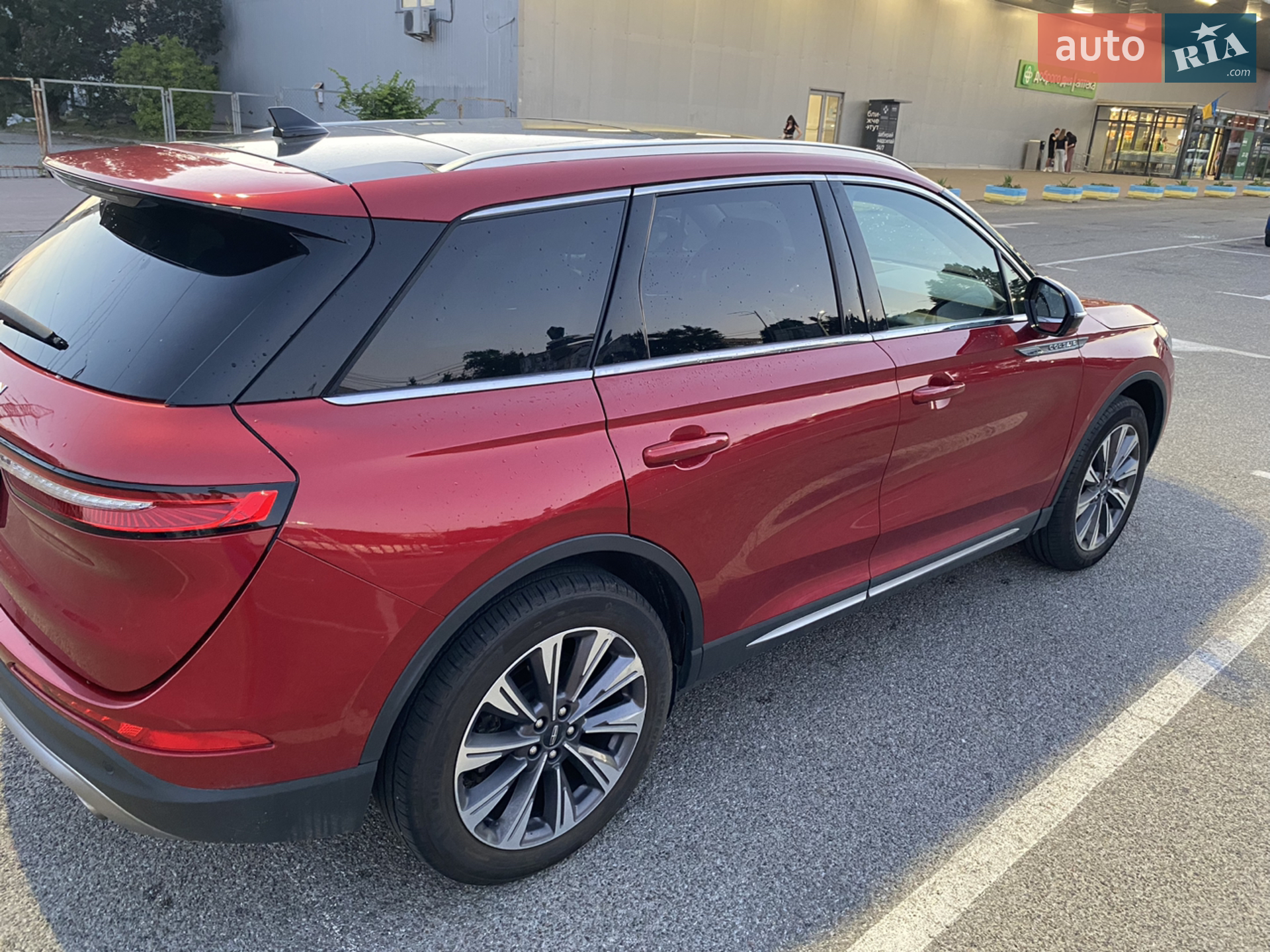2019 Lincoln Corsair - мініатюра 11