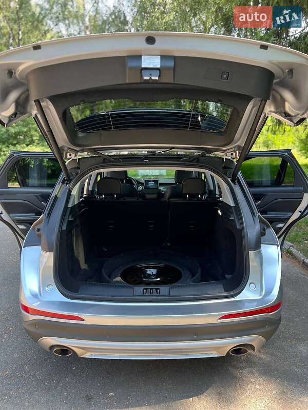 Позашляховик / Кросовер Lincoln Corsair 2020 в Хмельницькому