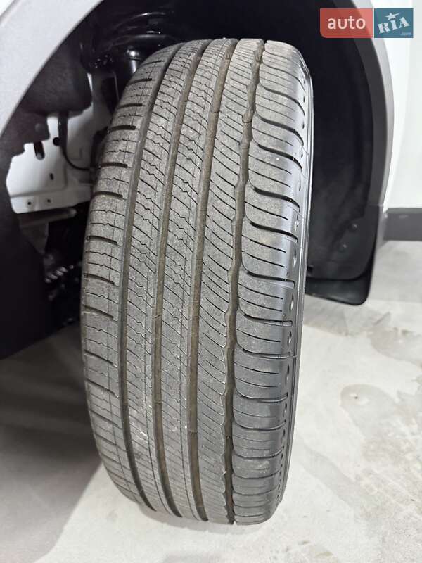 Внедорожник / Кроссовер Lincoln Corsair 2022 в Киеве