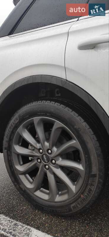 Внедорожник / Кроссовер Lincoln Corsair 2020 в Киеве