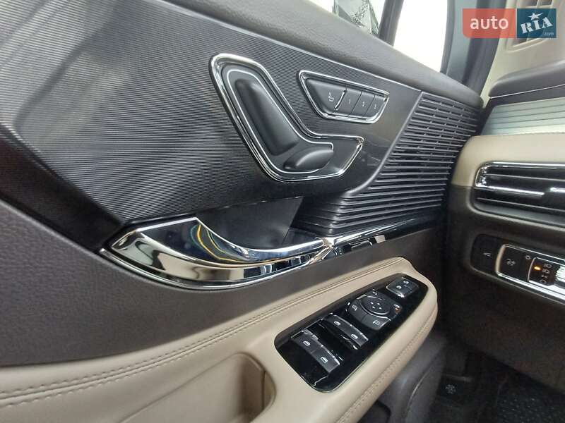 Внедорожник / Кроссовер Lincoln Corsair 2022 в Ивано-Франковске