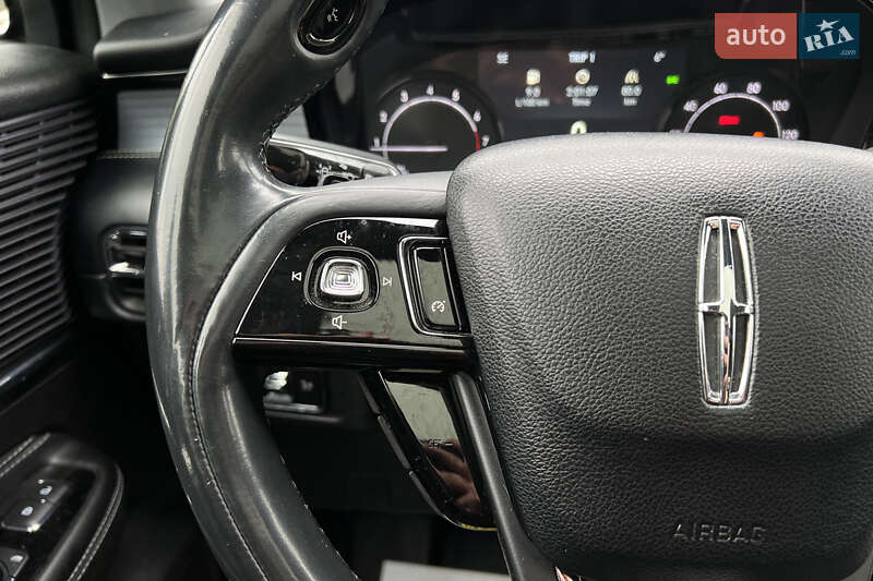 Позашляховик / Кросовер Lincoln Corsair 2021 в Львові фото 12 Позашляховик / Кросовер Lincoln Corsair 2021 в Львові