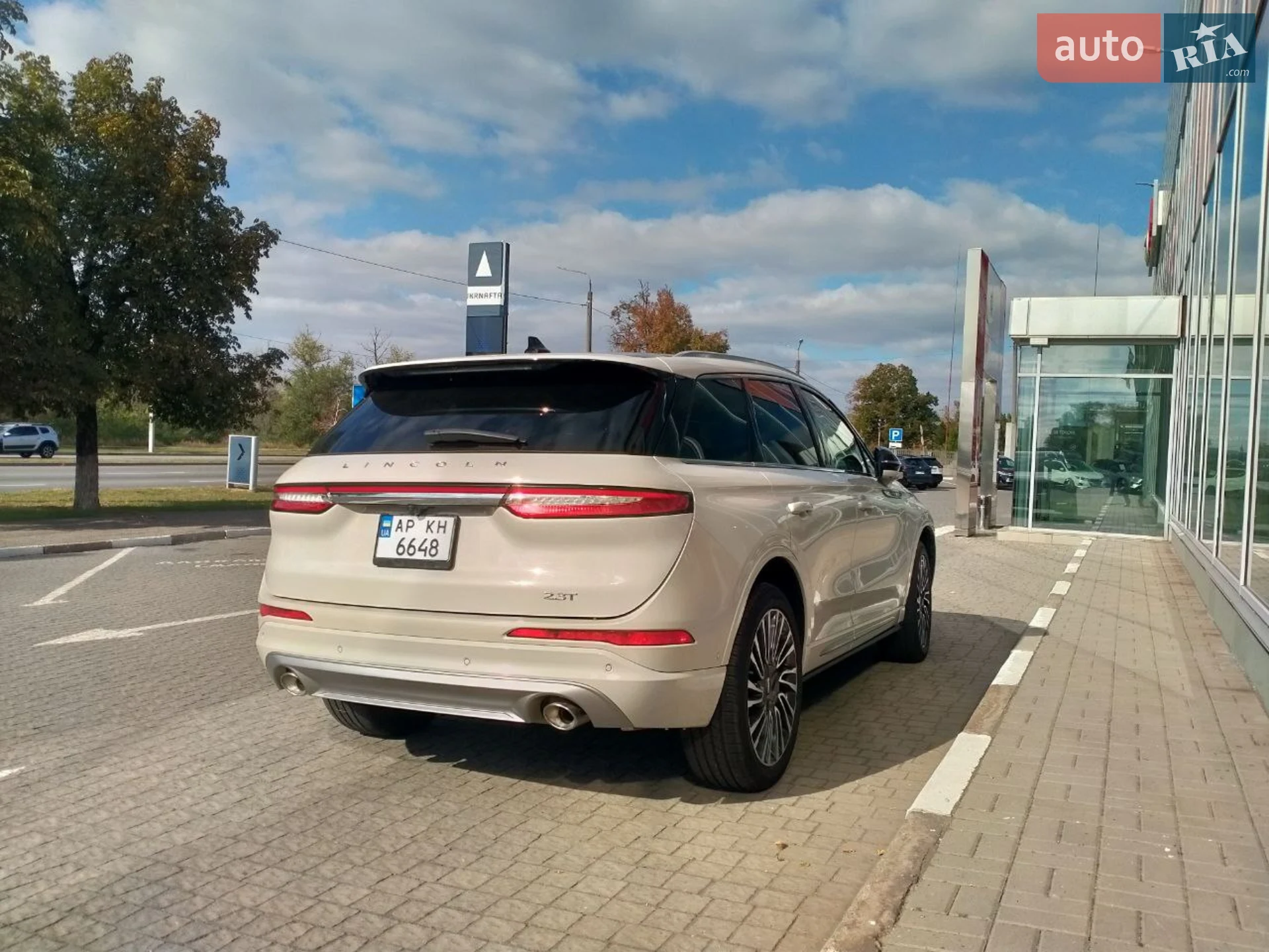 2020 Lincoln Corsair - мініатюра 13
