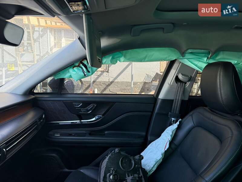 Позашляховик / Кросовер Lincoln Corsair 2022 в Полтаві фото Позашляховик / Кросовер Lincoln Corsair 2022 в Полтаві