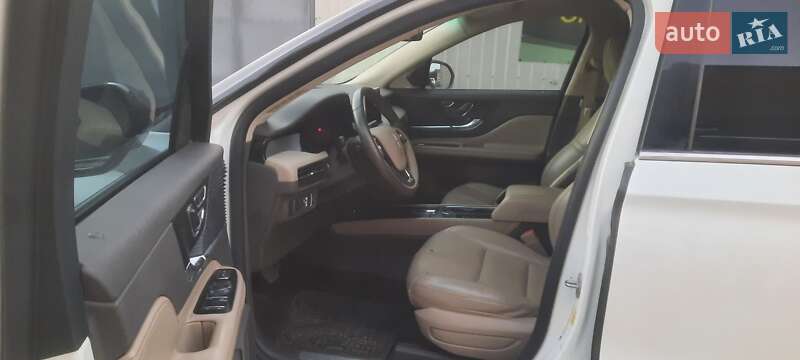 Внедорожник / Кроссовер Lincoln Corsair 2020 в Ровно фото 14 Внедорожник / Кроссовер Lincoln Corsair 2020 в Ровно