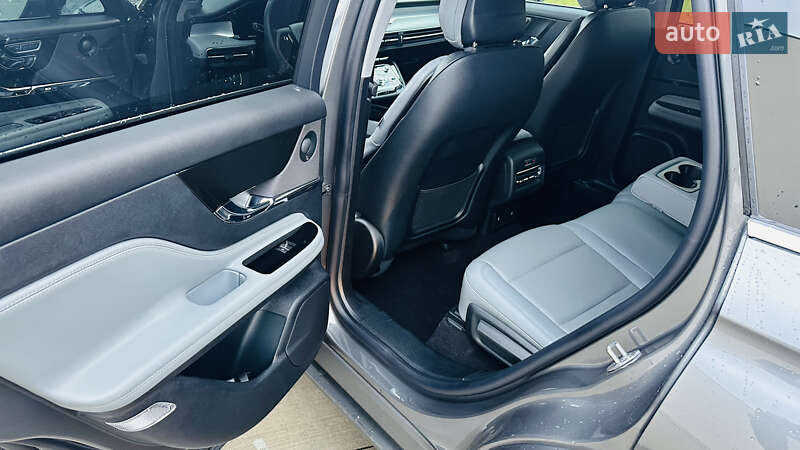 Позашляховик / Кросовер Lincoln Corsair 2021 в Луцьку