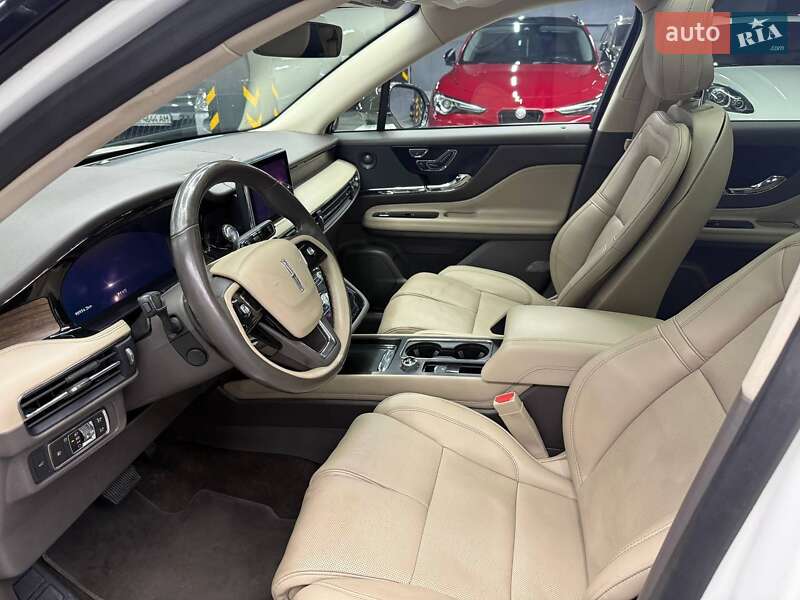 Позашляховик / Кросовер Lincoln Corsair 2019 в Чернівцях