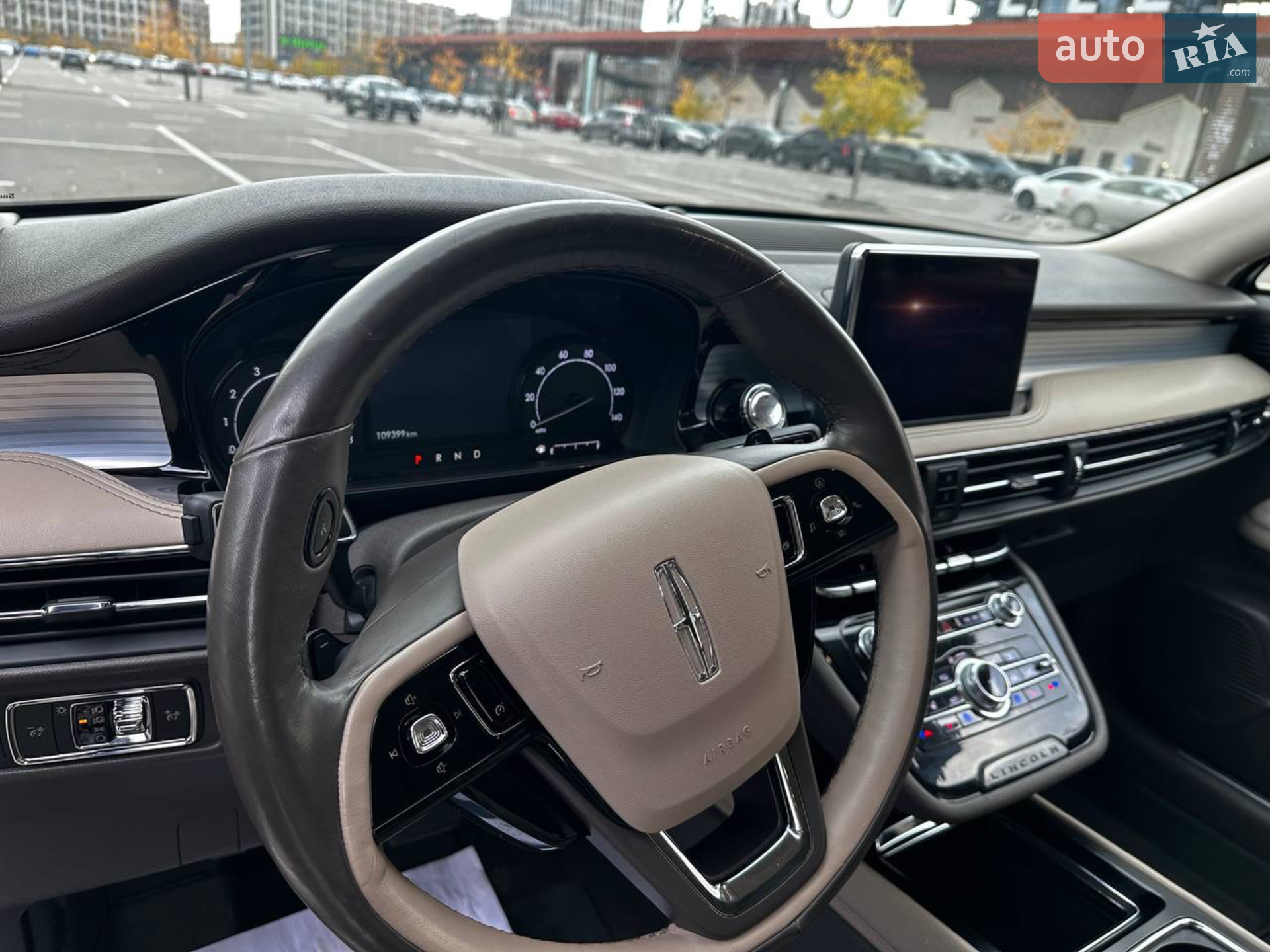 2022 Lincoln Corsair - мініатюра 18