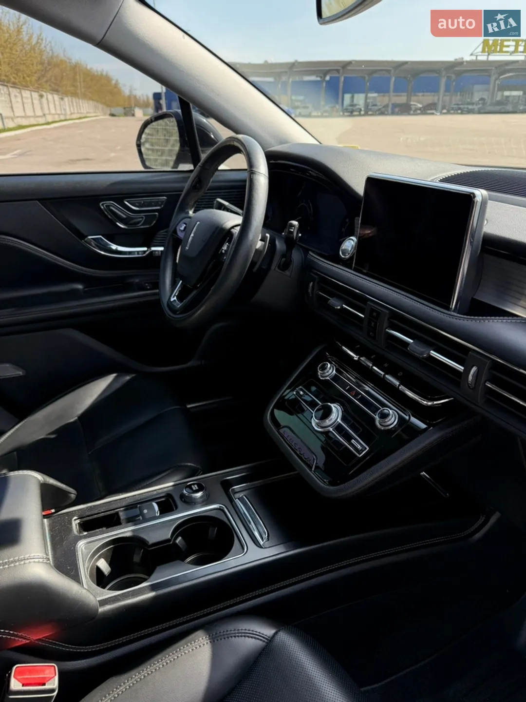 2021 Lincoln Corsair - мініатюра 12