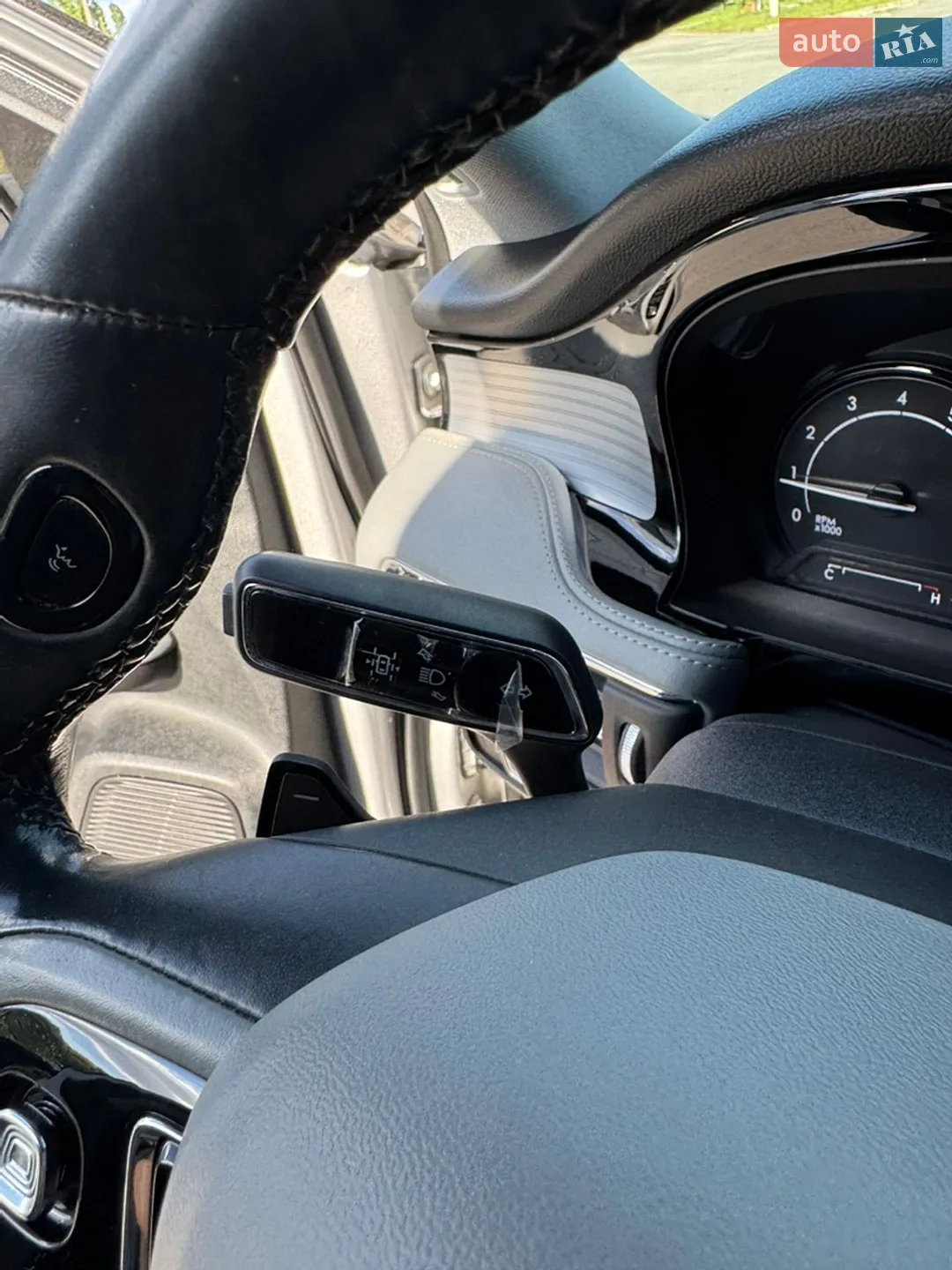 2020 Lincoln Corsair - мініатюра 21
