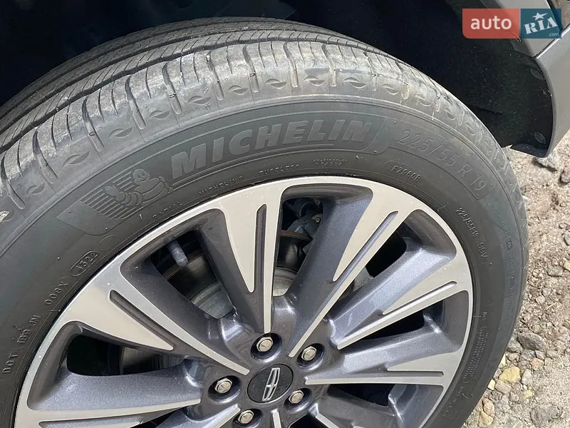 Lincoln Corsair 2022 VIN 5LMCJ2C95NUL35375 фото оголошення 14 з 69
