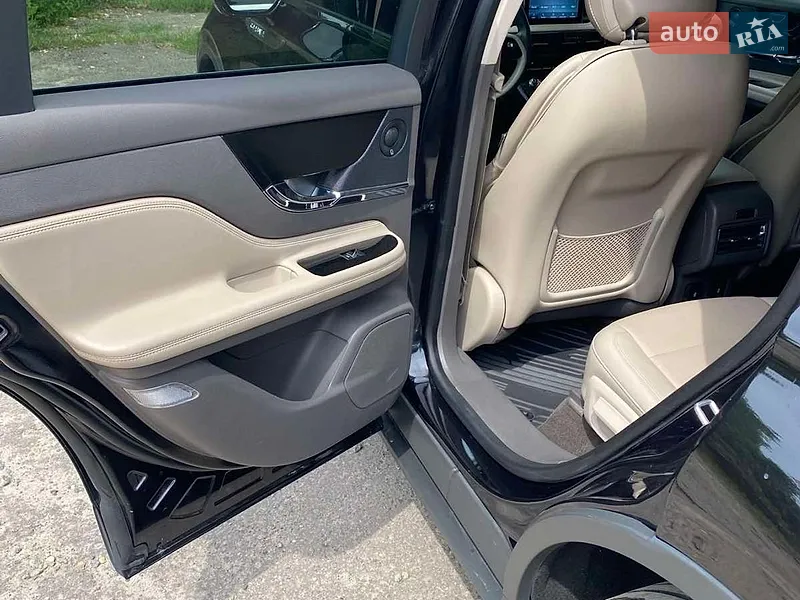 Lincoln Corsair 2022 VIN 5LMCJ2C95NUL35375 фото оголошення 24 з 69