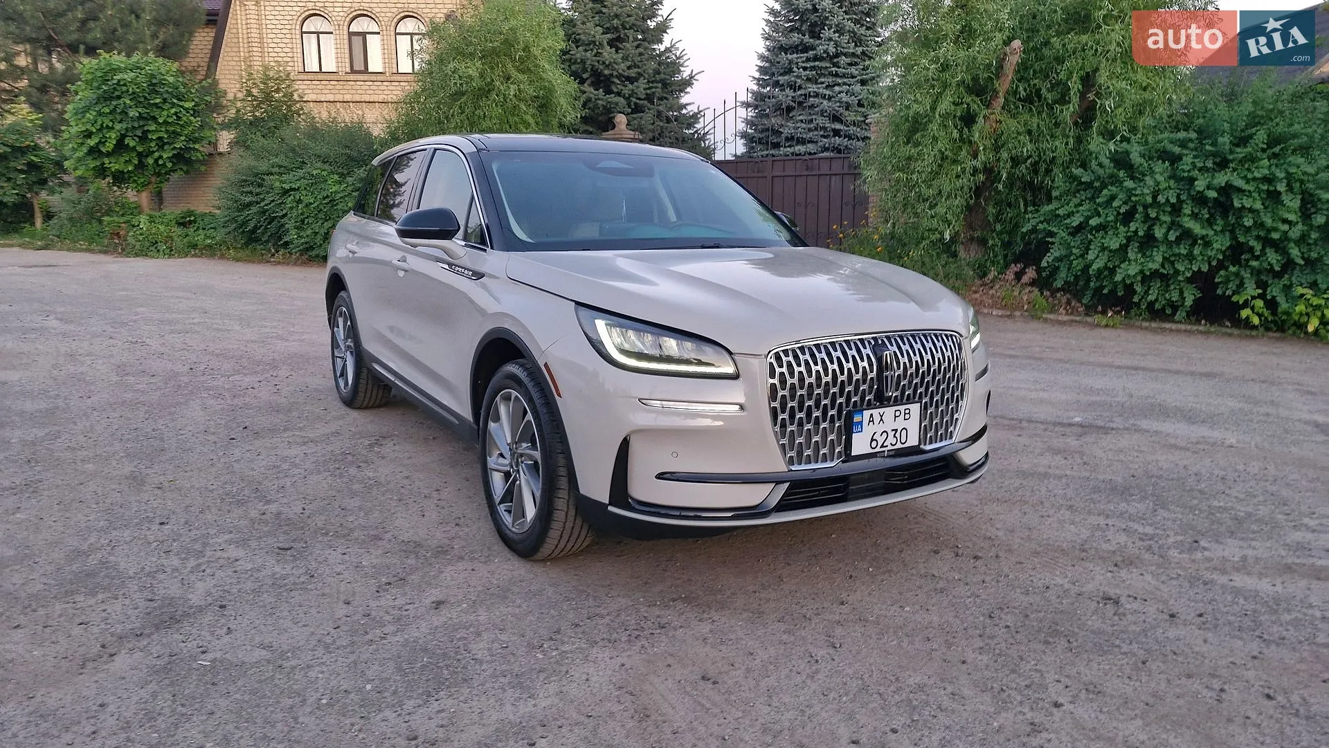 2024 Lincoln Corsair - мініатюра 8