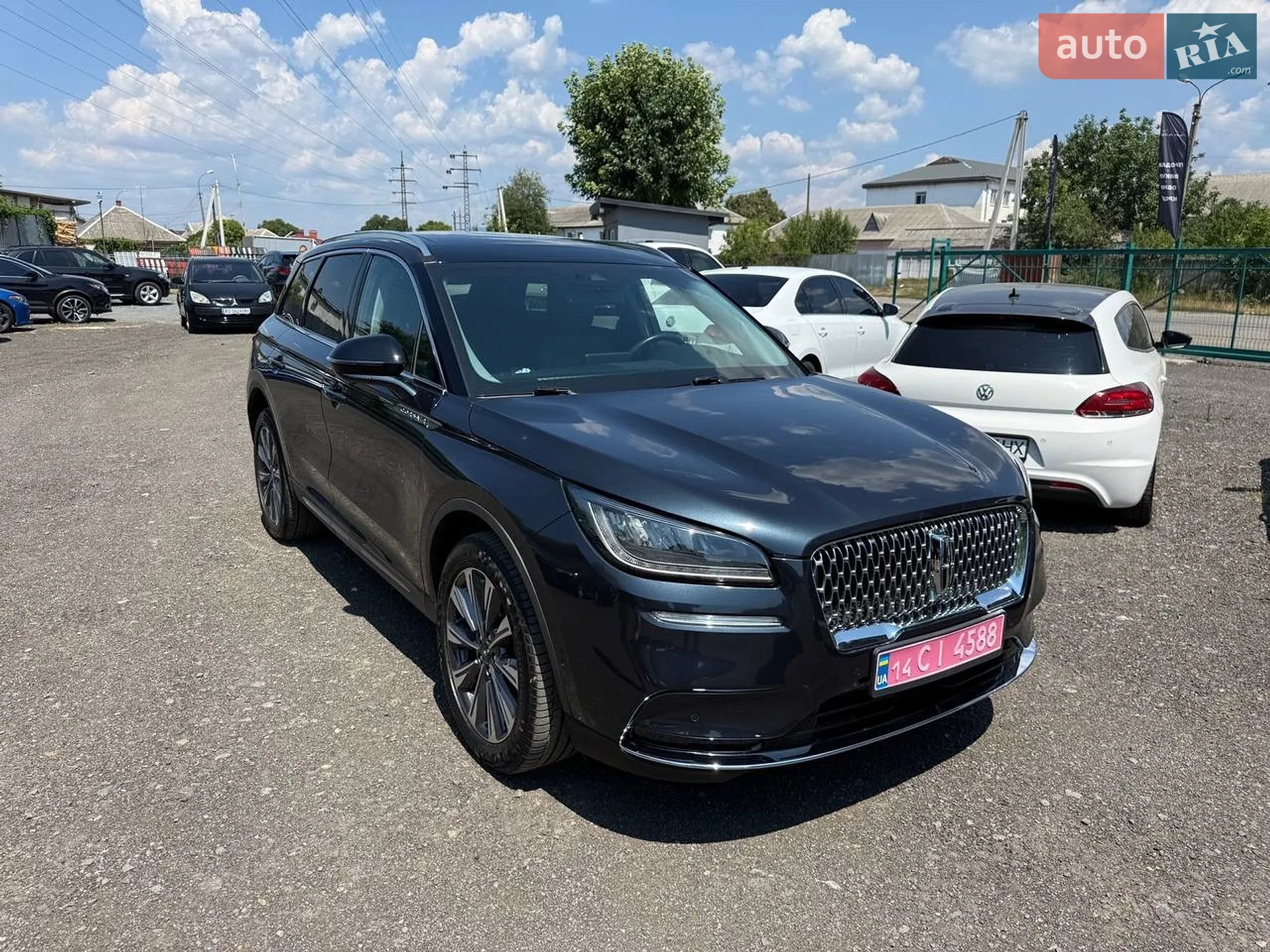 2021 Lincoln Corsair - мініатюра 3