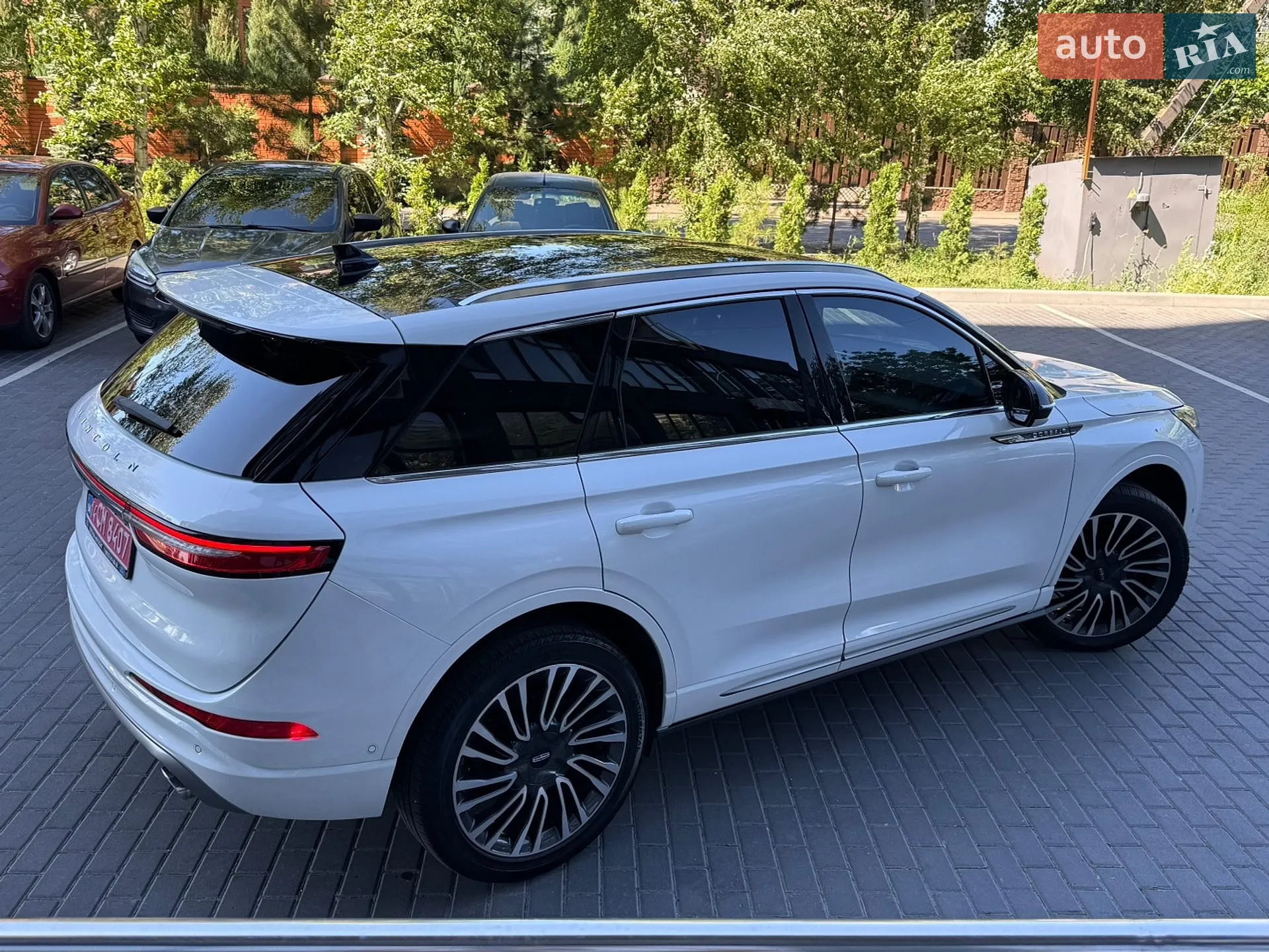 2021 Lincoln Corsair - мініатюра 13