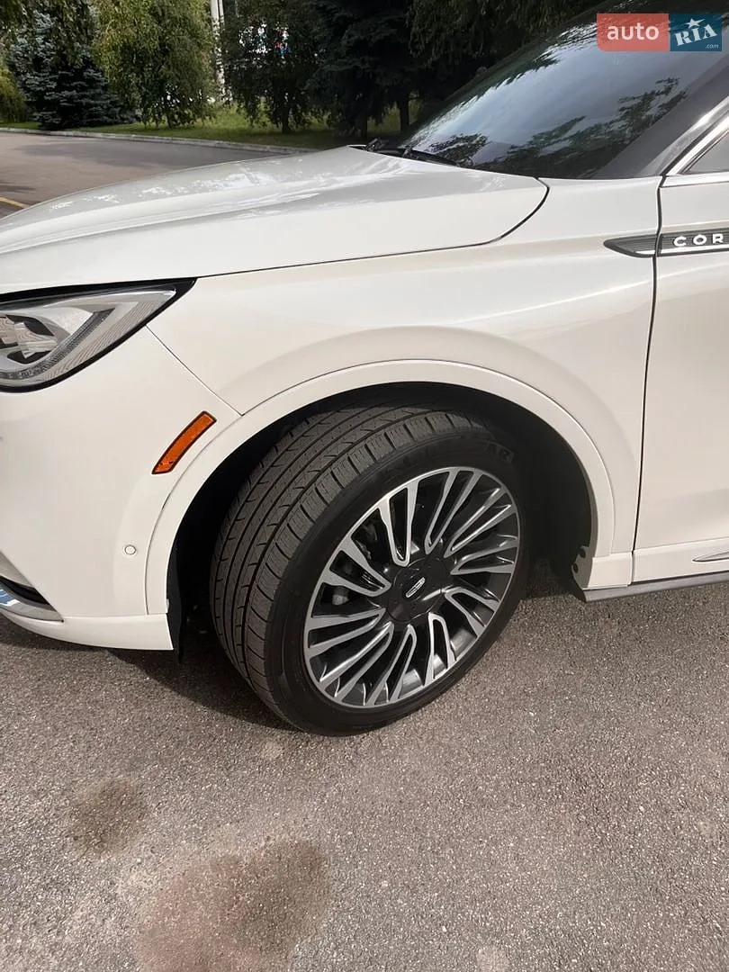 2020 Lincoln Corsair - мініатюра 8