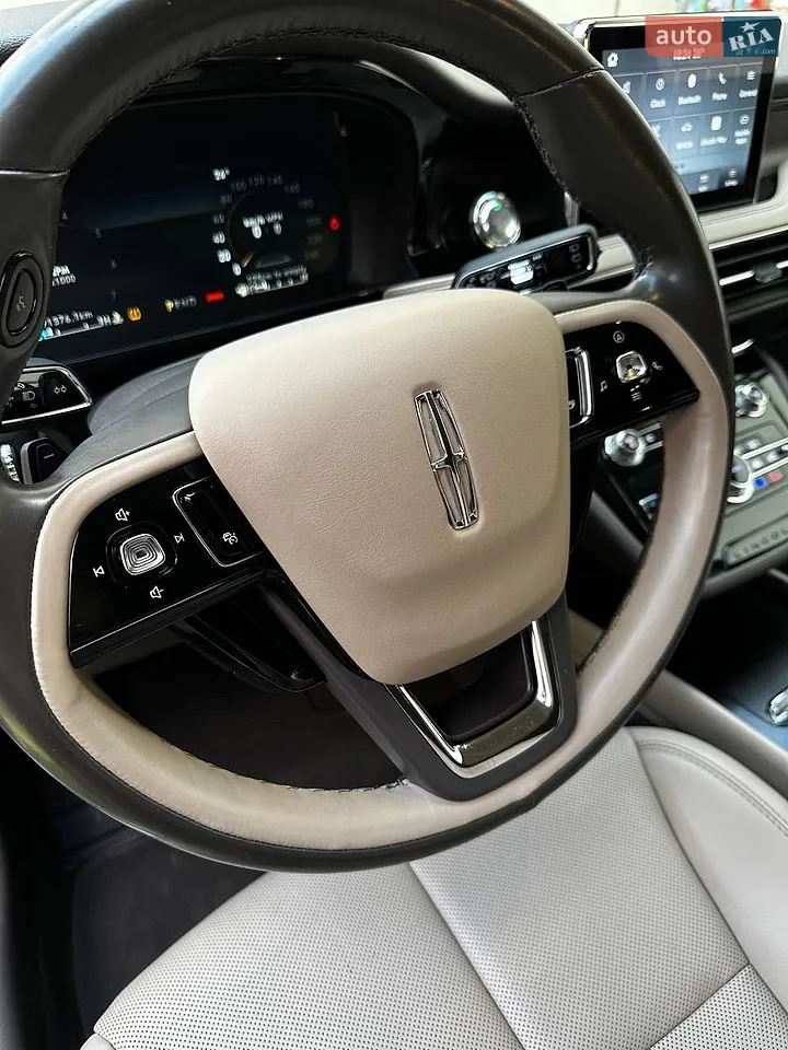 2020 Lincoln Corsair - мініатюра 27
