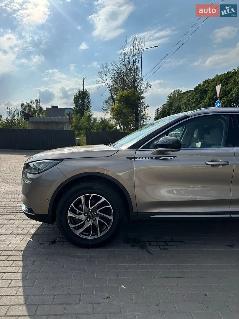 2021 Lincoln Corsair - мініатюра 7