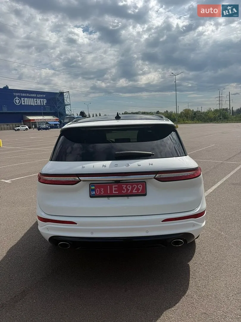2025 Lincoln Corsair - мініатюра 8