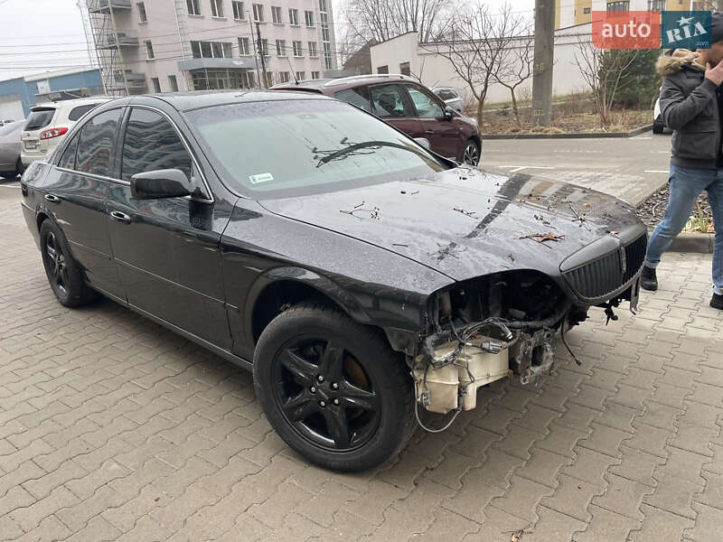 Седан Lincoln LS 2005 в 