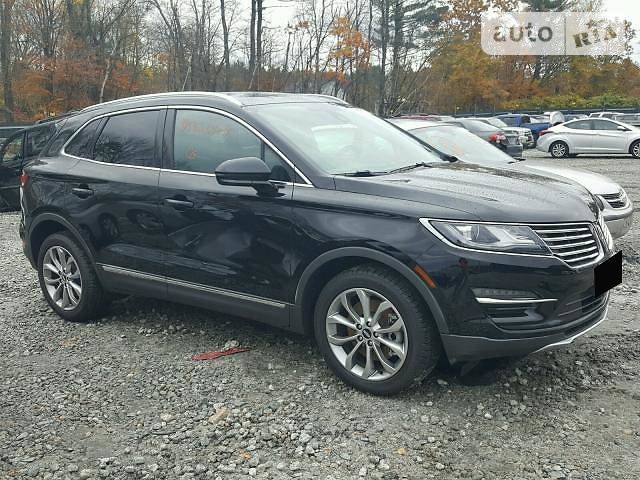 Lincoln MKC 2017 року