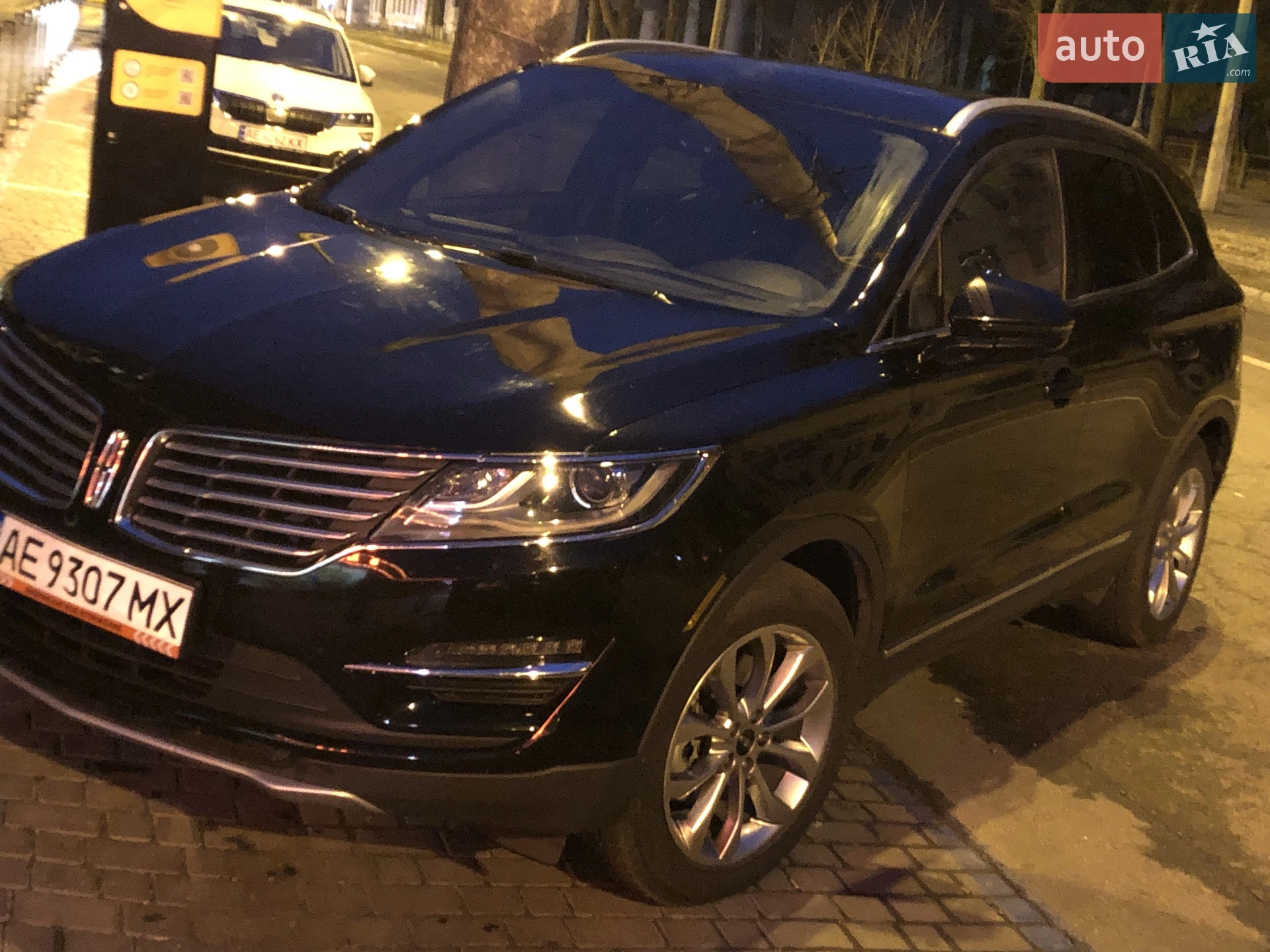 2017 Lincoln MKC - мініатюра 2