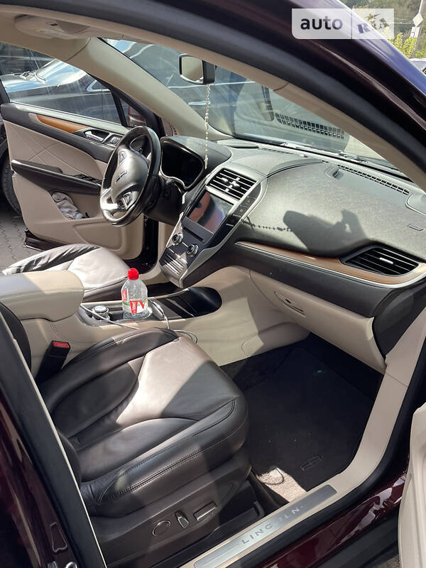 Внедорожник / Кроссовер Lincoln MKC 2016 в Львове
