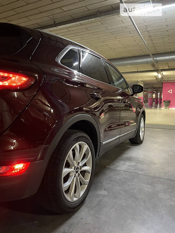 Внедорожник / Кроссовер Lincoln MKC 2016 в Львове