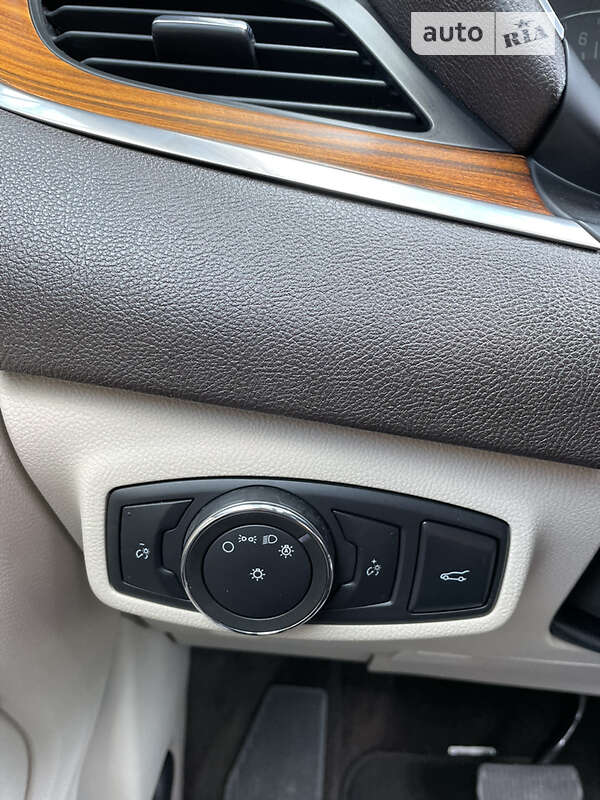 Внедорожник / Кроссовер Lincoln MKC 2016 в Львове