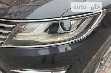 Внедорожник / Кроссовер Lincoln MKC 2014 в 
