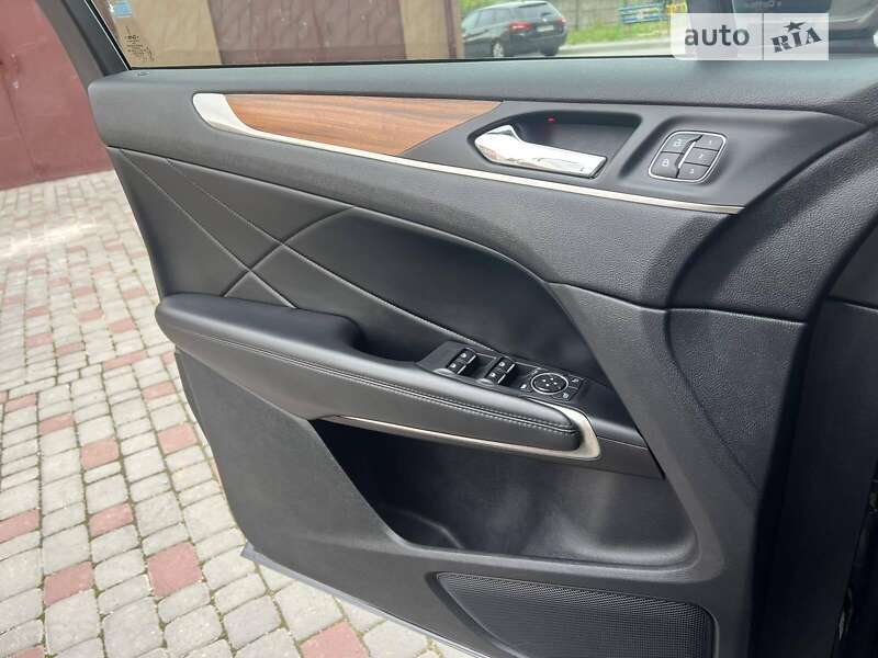 Позашляховик / Кросовер Lincoln MKC 2014 в Івано-Франківську