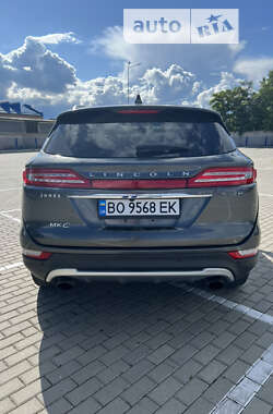 Внедорожник / Кроссовер Lincoln MKC 2018 в 