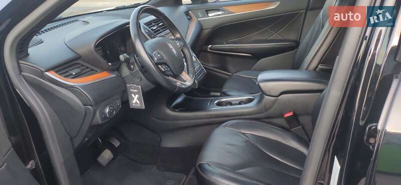 Позашляховик / Кросовер Lincoln MKC 2017 в Одесі