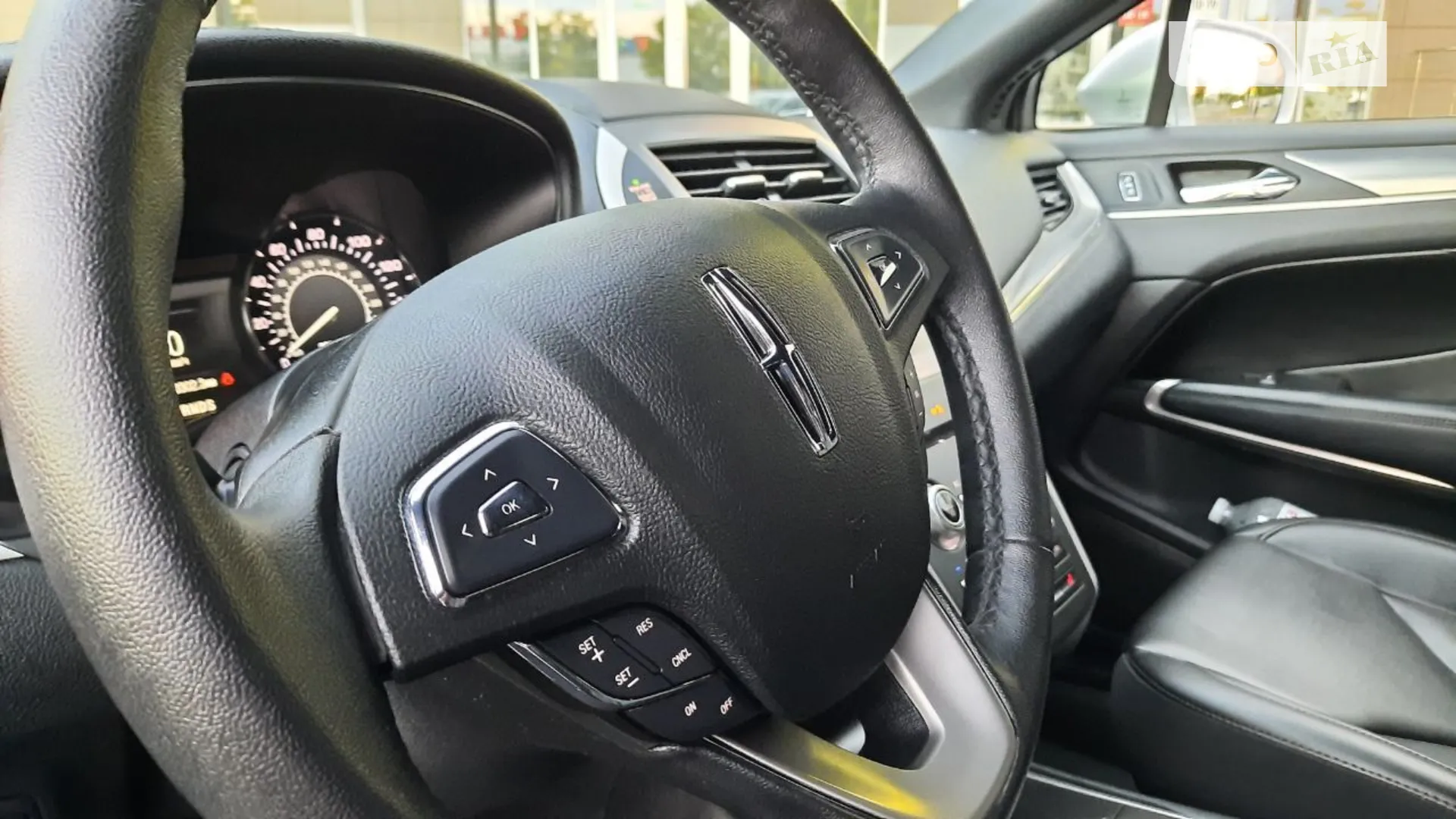 2019 Lincoln MKC - мініатюра 3