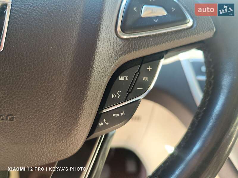 Позашляховик / Кросовер Lincoln MKC 2015 в Києві