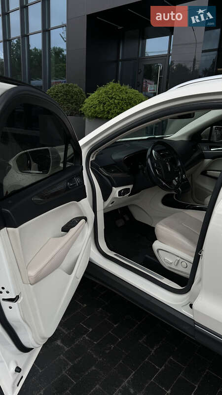 Внедорожник / Кроссовер Lincoln MKC 2016 в Львове