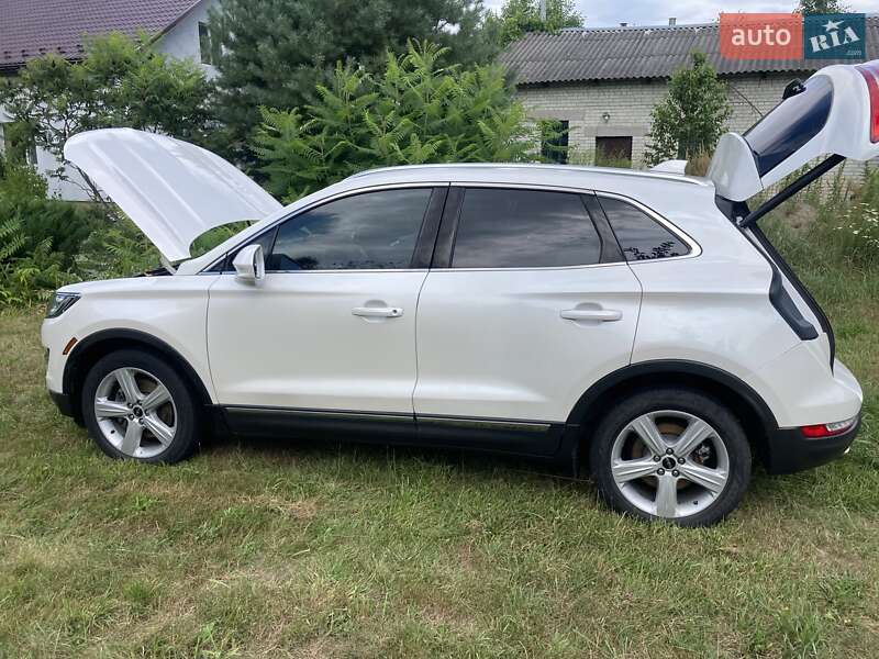 Позашляховик / Кросовер Lincoln MKC 2016 в Шептицькому