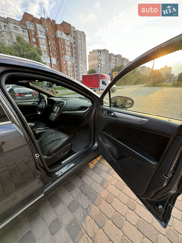 Внедорожник / Кроссовер Lincoln MKC 2015 в Хмельницком