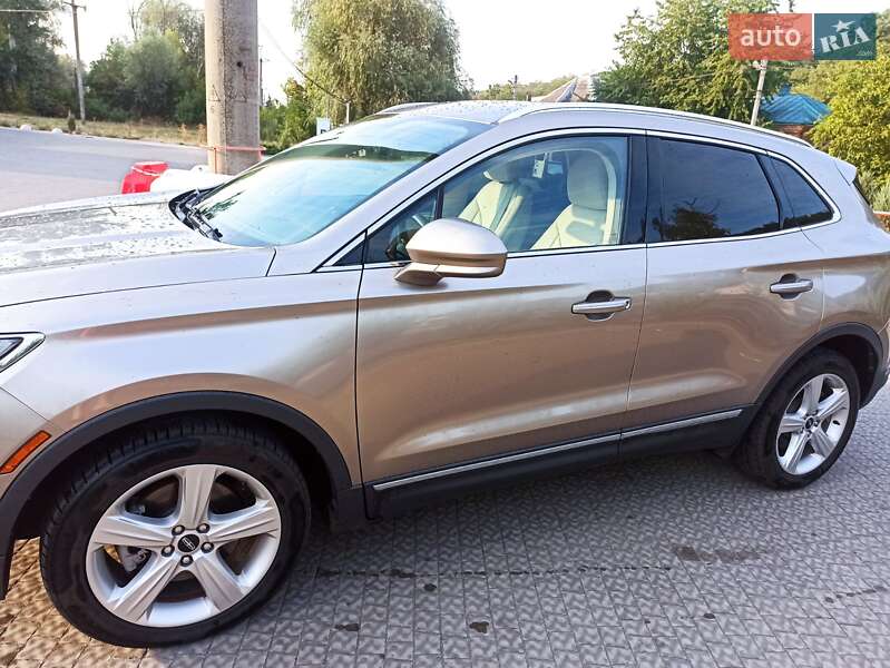 Внедорожник / Кроссовер Lincoln MKC 2018 в Полтаве