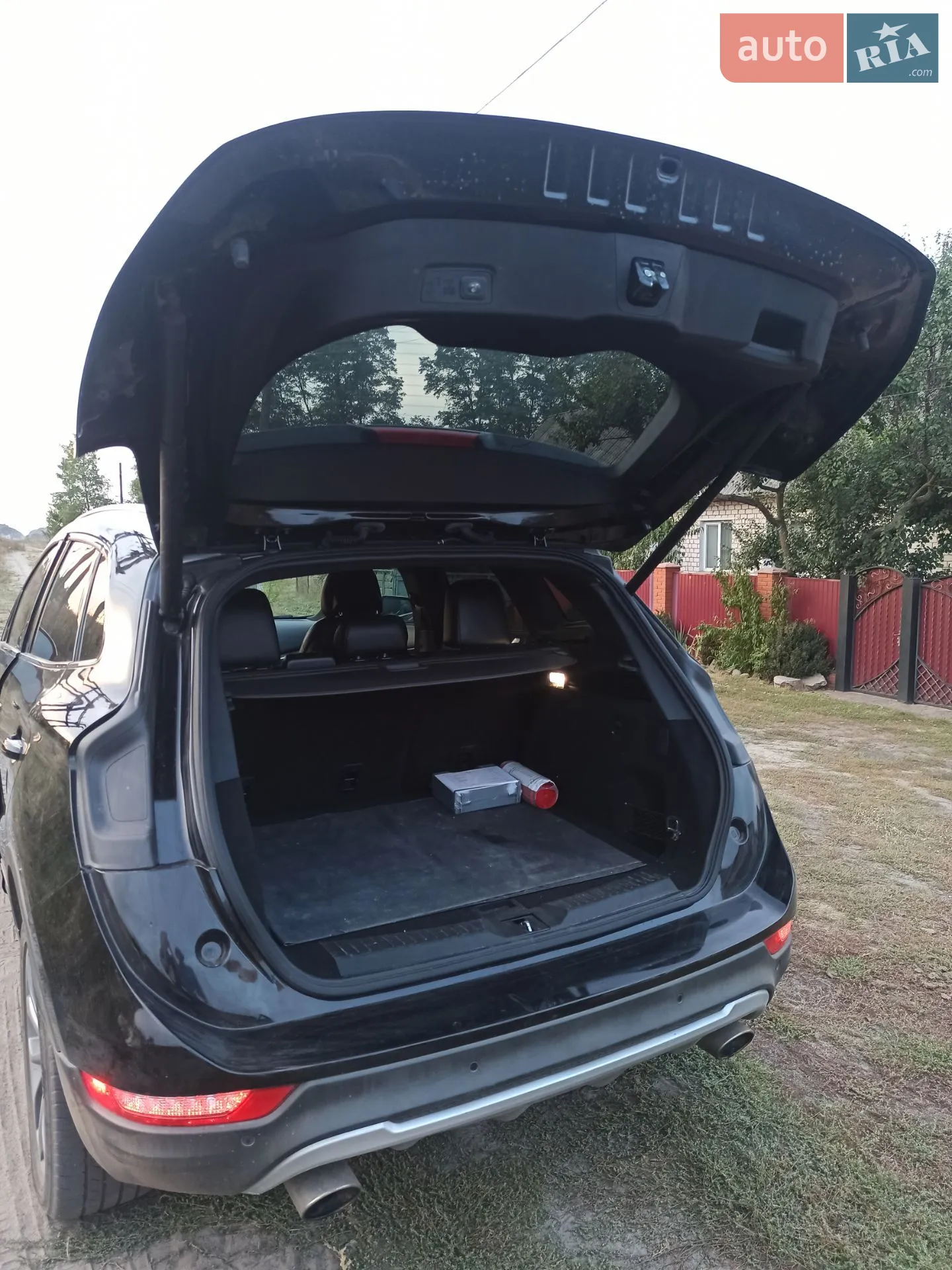 2019 Lincoln MKC - мініатюра 8