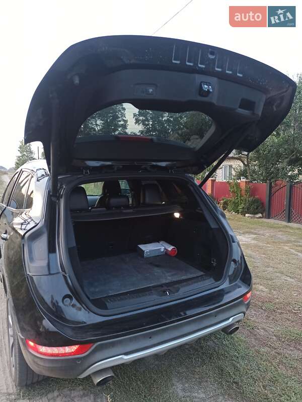 Внедорожник / Кроссовер Lincoln MKC 2019 в Мене