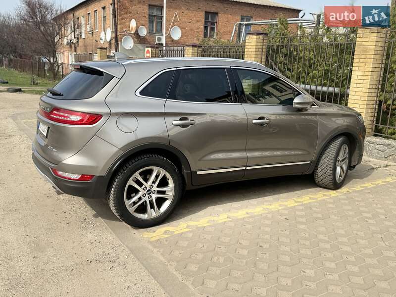 Lincoln MKC 2016