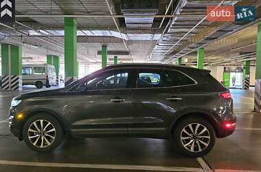 Внедорожник / Кроссовер Lincoln MKC 2018 в 