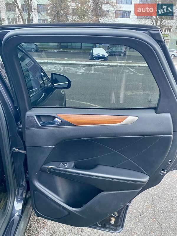 Позашляховик / Кросовер Lincoln MKC 2015 в Рівному фото 35 Позашляховик / Кросовер Lincoln MKC 2015 в Рівному