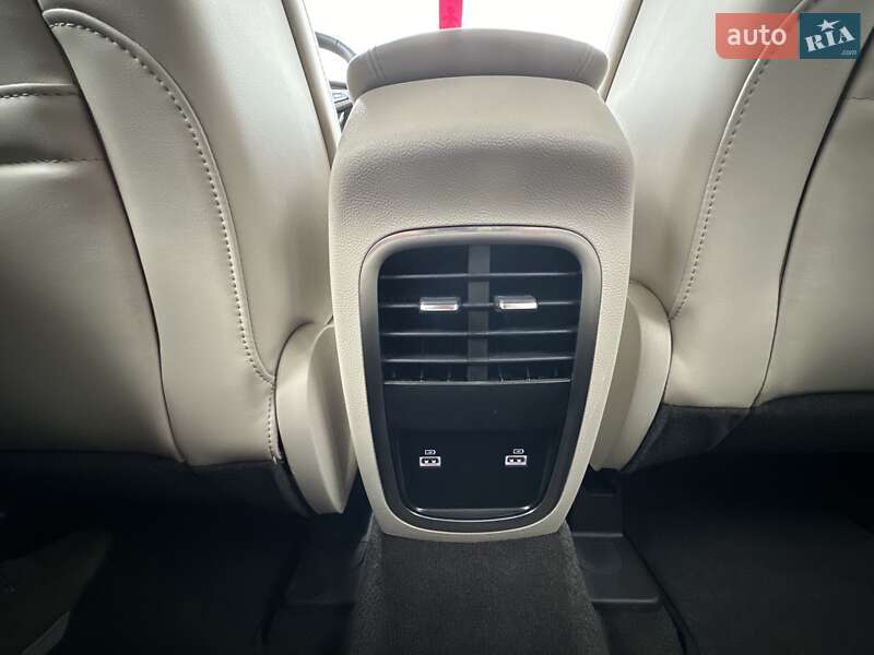 Внедорожник / Кроссовер Lincoln MKC 2019 в Киеве