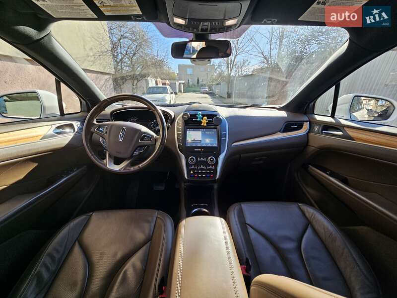 Внедорожник / Кроссовер Lincoln MKC 2015 в Ужгороде